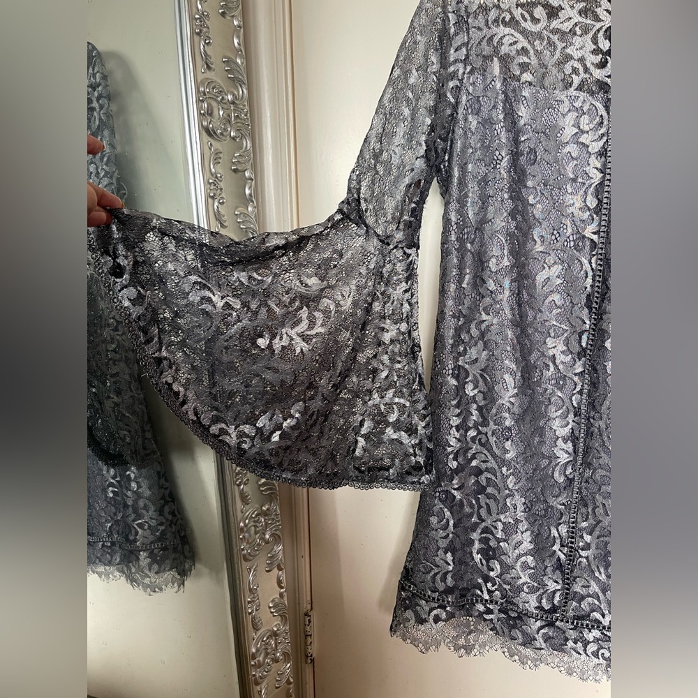 NWT! WHBM Silver Lace Bell Sleeve Shift Dress - Picture 5 of 13